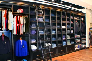 Custom made retail fixtures and millwork